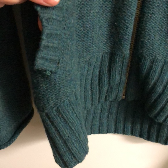 Aritzia Tna Wool Sweater - Picture 4 of 9